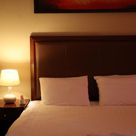 Boutique Hotel Igmas, Prishtina Приштина Екстер'єр фото