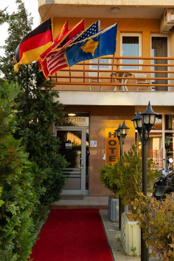 Boutique Hotel Igmas, Prishtina Приштина Екстер'єр фото