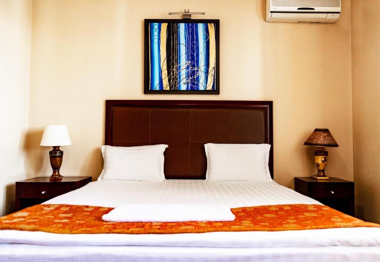 Boutique Hotel Igmas, Prishtina Приштина Екстер'єр фото