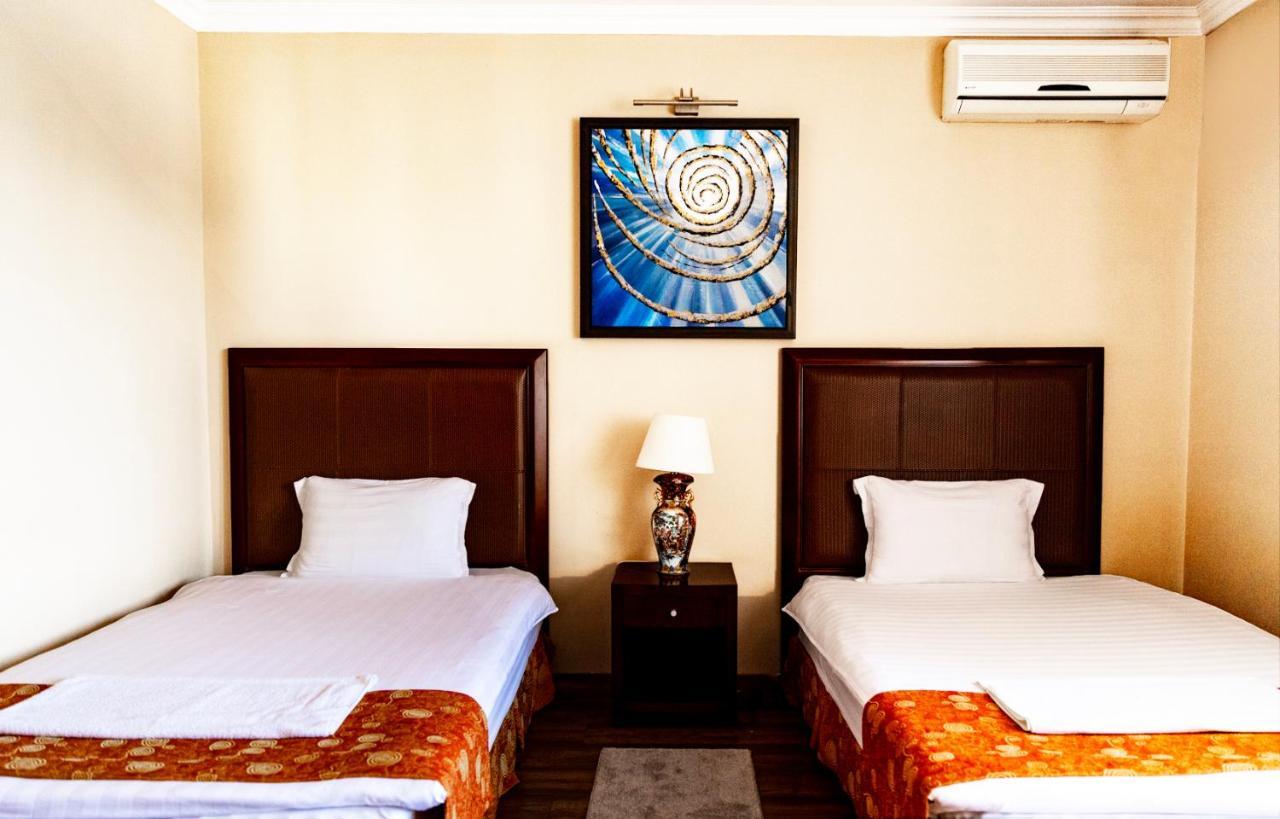 Boutique Hotel Igmas, Prishtina Приштина Екстер'єр фото